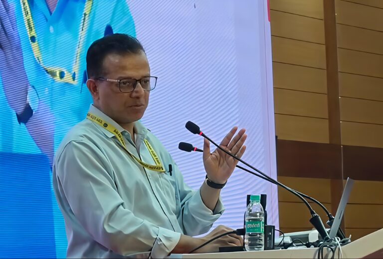 शिक्षा में बड़े बदलाव की तैयारी, योगी सरकार ने शिक्षकों को दिए नए निर्देश, हर बच्चे तक गुणवत्तापूर्ण शिक्षा पहुंचाने पर जोर