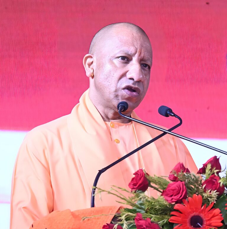 सपा शासन में भूमाफियाओं ने लोगों को ठगा, हमने दिया सम्मानजनक मुआवजा: सीएम योगी